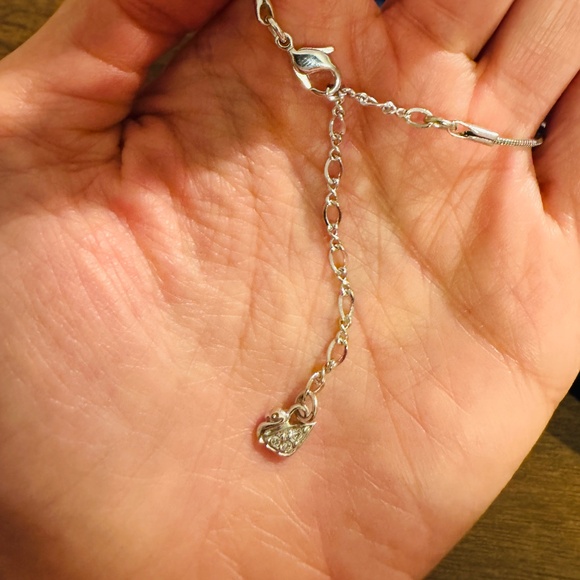 Authentic Swarovski Crystal Flower Necklace with Snake Chain - Picture 3 of 3